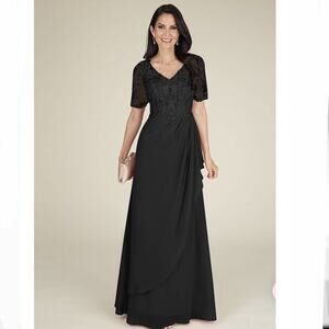 Azazie NWT Amedeus V-Neck Chiffon Short Sleeved Gown Dress Black Size A22